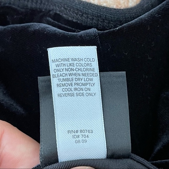 Victoria’s Secret VSX Sport Black soft Velvet Full Zip Up Jacket Hoodie Size M - Picture 11 of 12